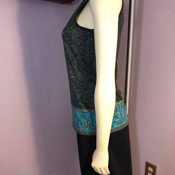 Athleta Sleeveless Top - Picture 3 of 9